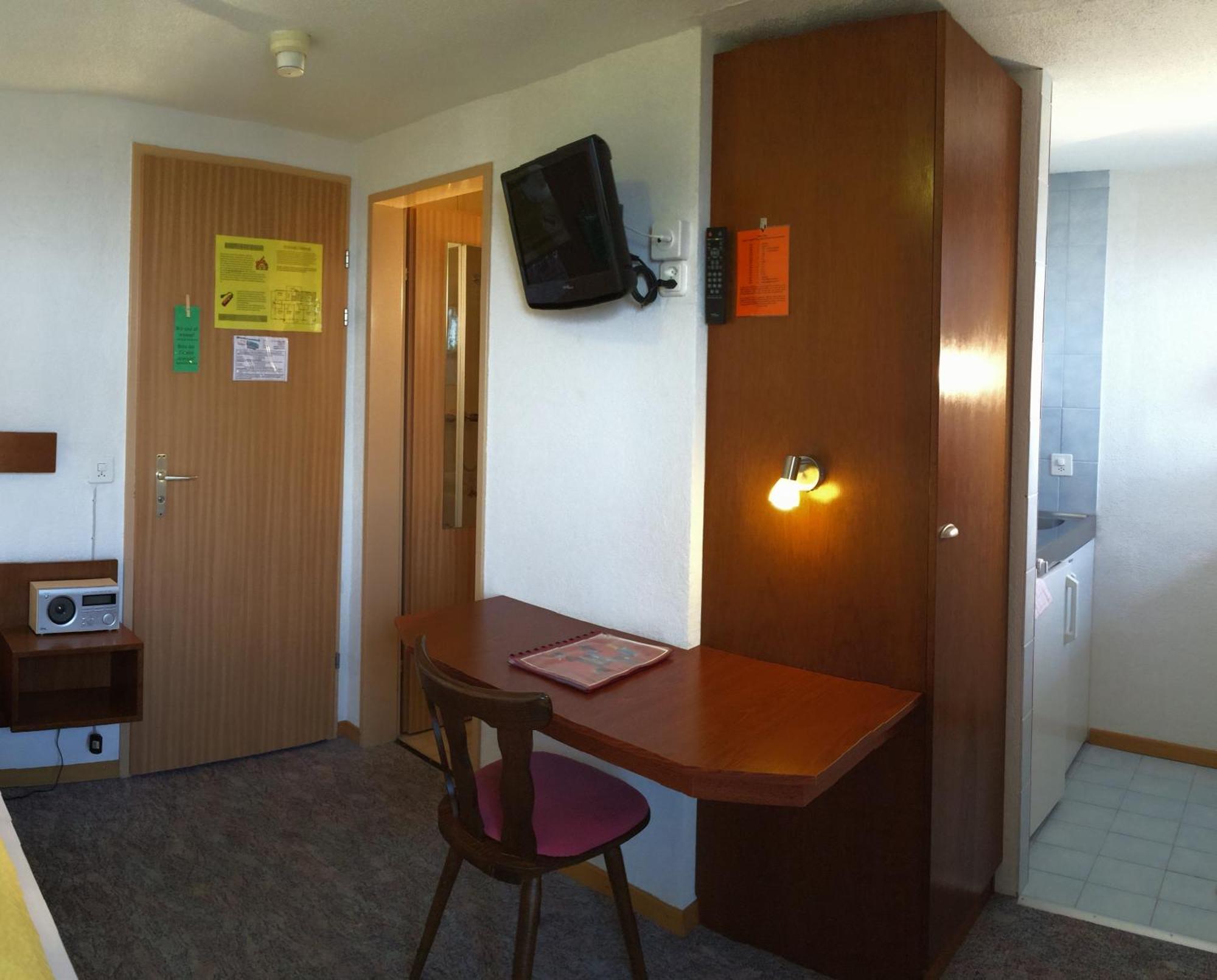 Hotel Zum See Grachen Room photo